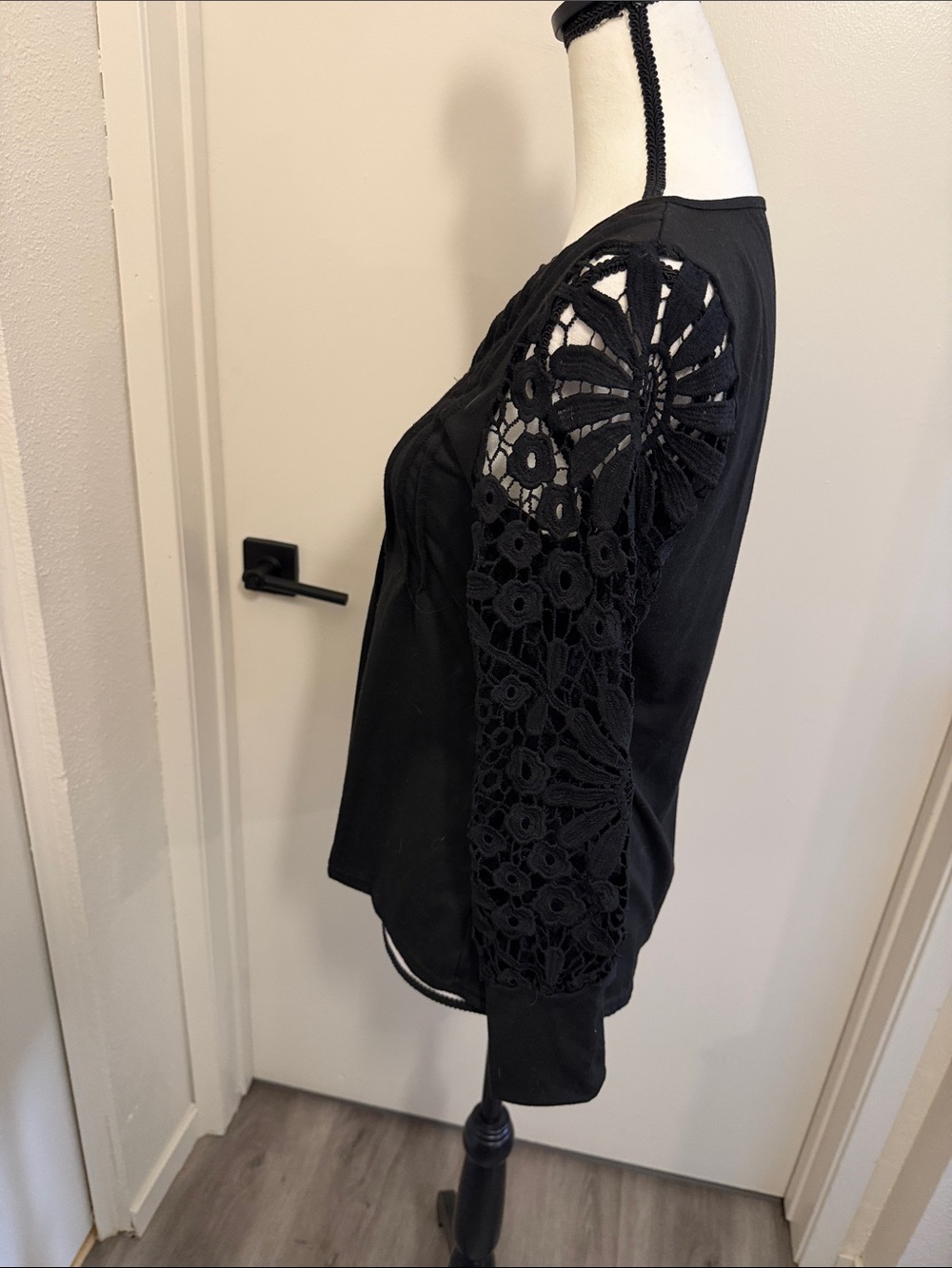 Black Crochet-Sleeve Henley Tunic Top - Picture 4 of 5